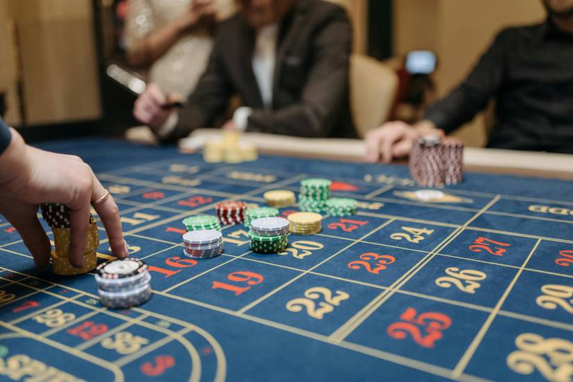 Les Machines à Sous Black Label en Ligne : Découvrez les Atouts Les Machines à Sous Black Label en Ligne : Découvrez les Atouts